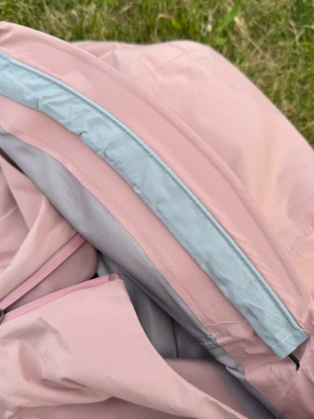 Women's Arcteryx Beta Lt Jacket Solid Color Waterproof Breathable Hooded L View 3
